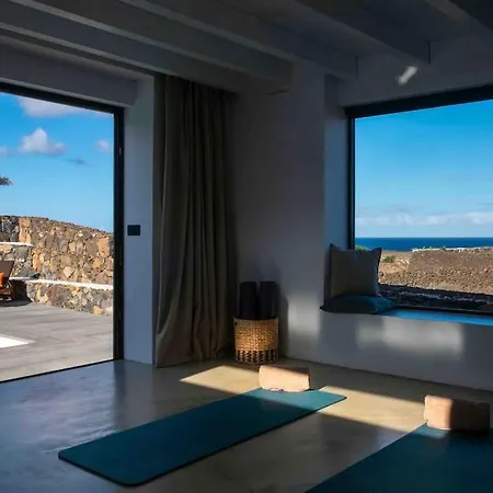 Am Meer Villa *